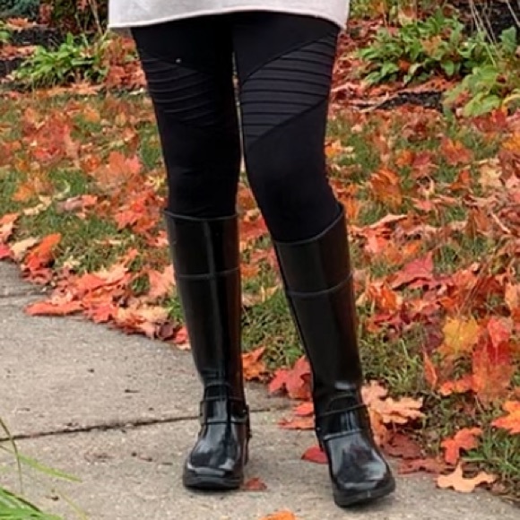 ☔️MK Fulton Rainboot ☔️ - Picture 2 of 8